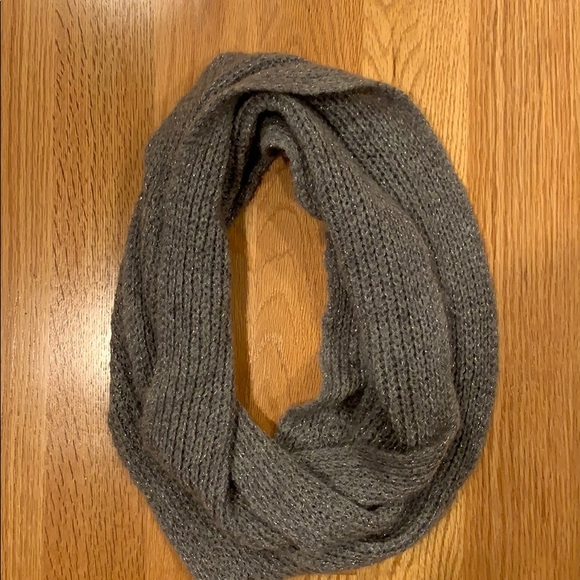 Wool Infinity Scarf - Picture 1 of 3